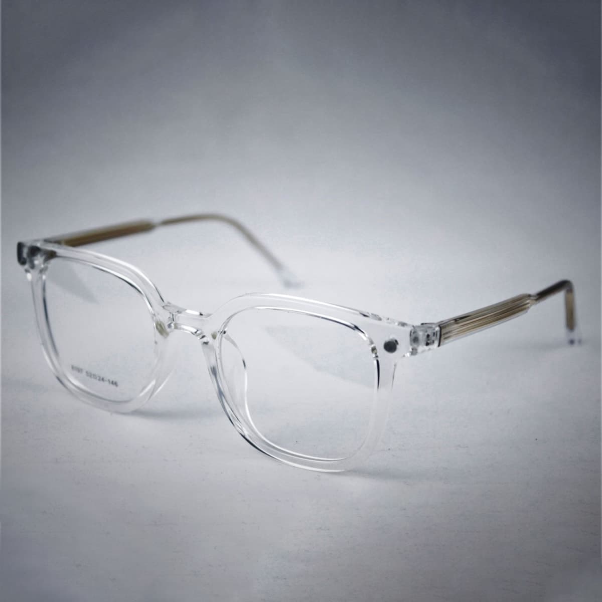 Harvey Doble uso/Transparent 2