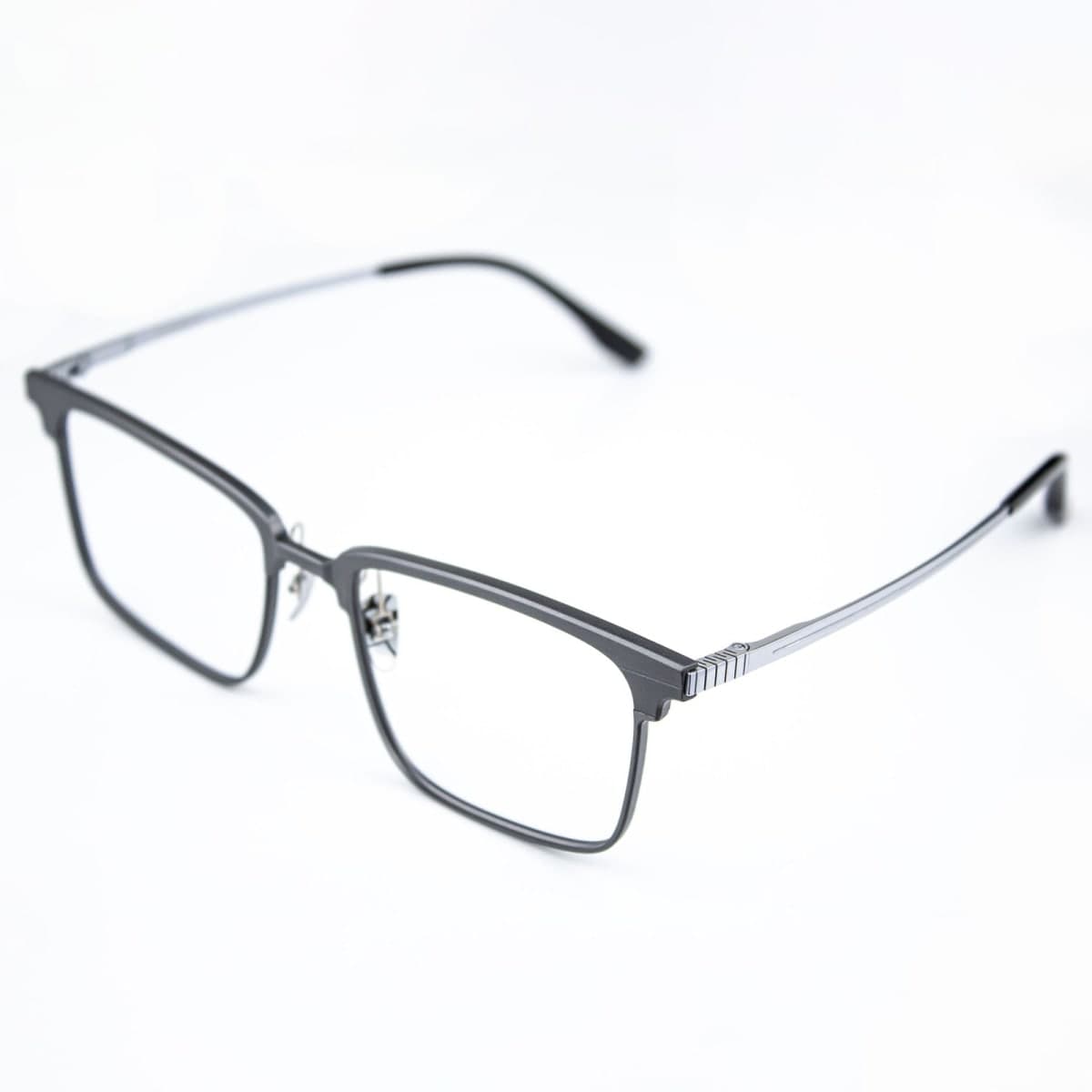 Magnus Triple uso/Gun-Gray 2